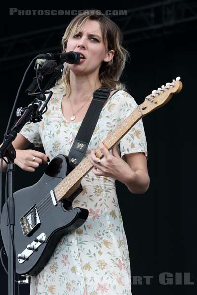 WOLF ALICE - 2018-06-17 - BRETIGNY-SUR-ORGE - Base Aerienne 217 - Main Stage - 